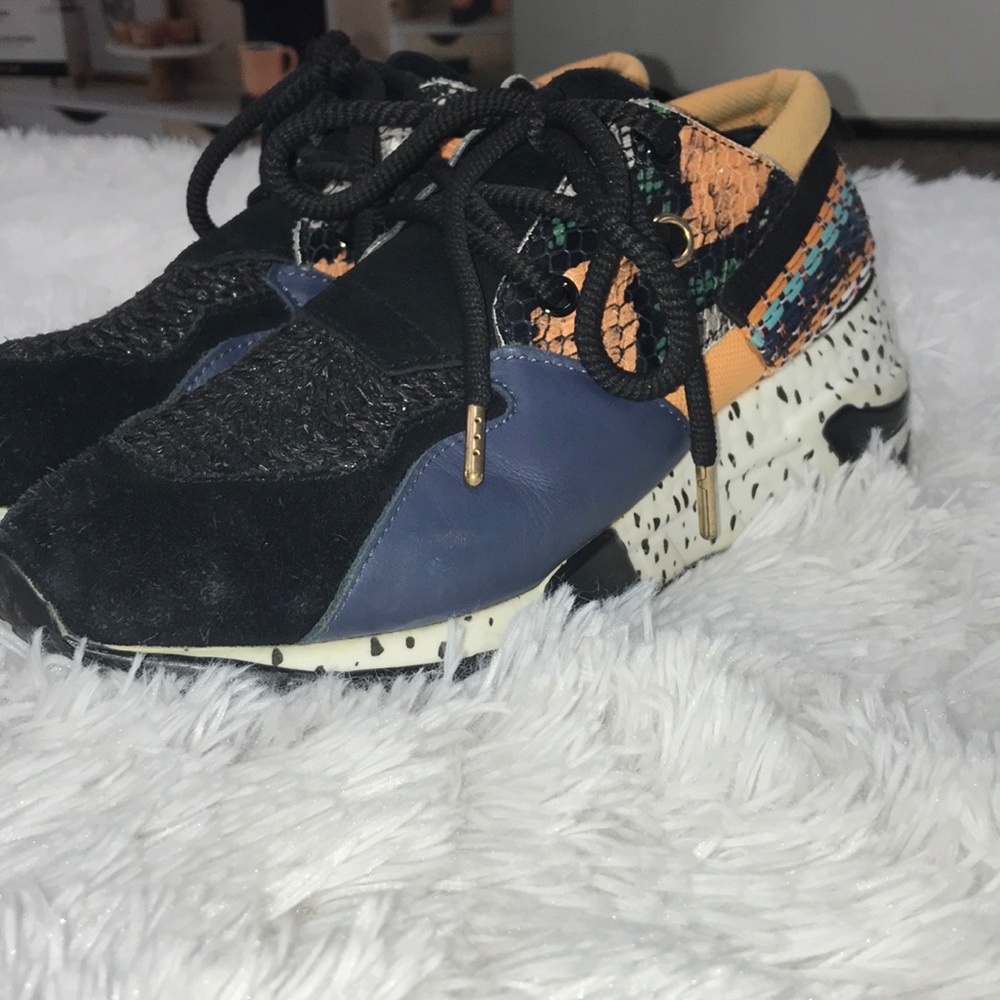 Steve Madden shoes